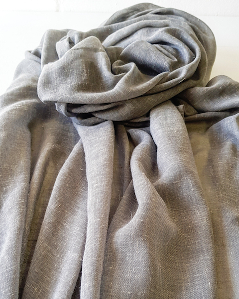 Indi cheesecloth Table runner Dark Grey 